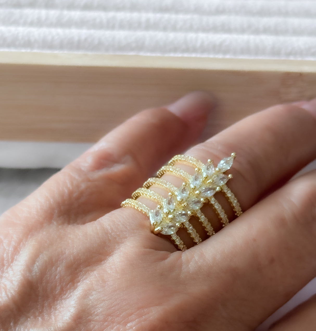 Elami ring