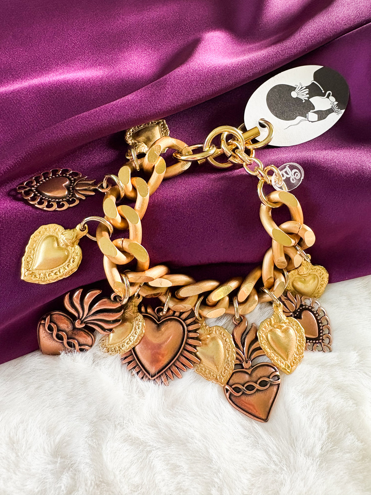 B.E. bronce bracelet