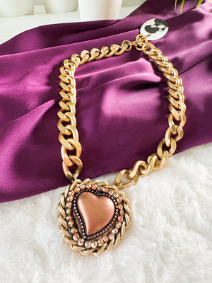 B.E. bronce necklace