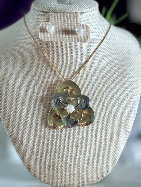Teodora necklace & earrings set