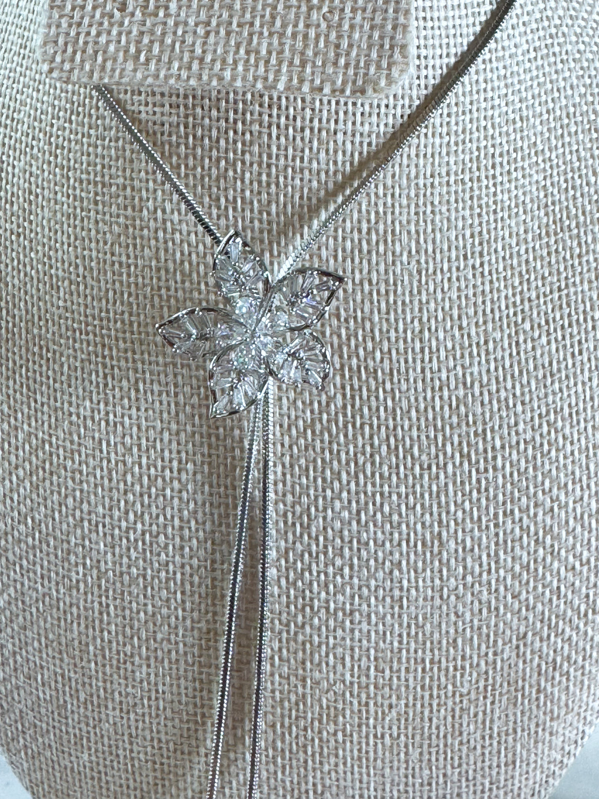 Jemima lariat necklace