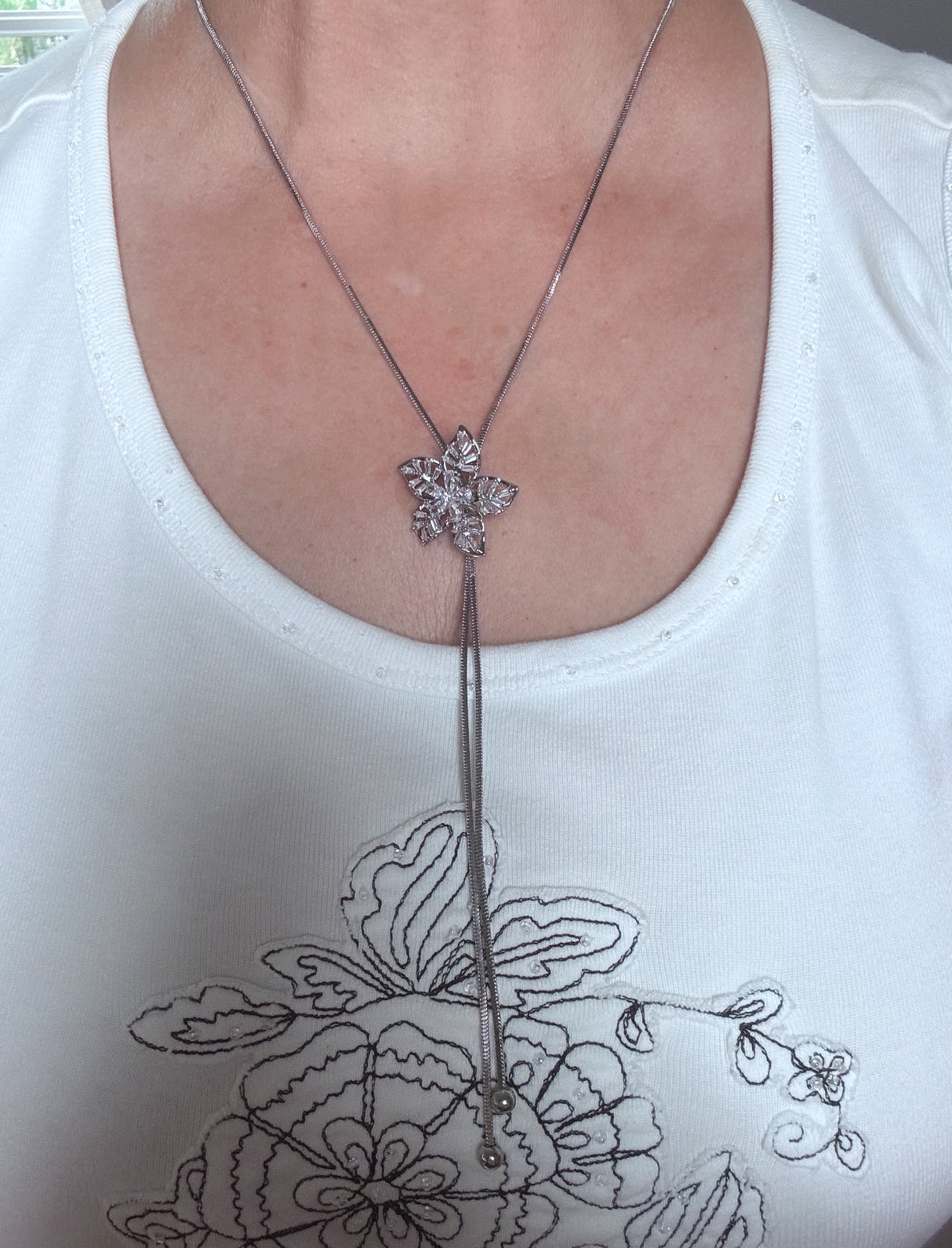 Jemima lariat necklace