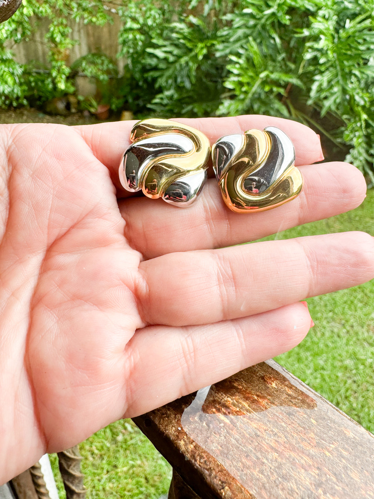 Henrietta earrings