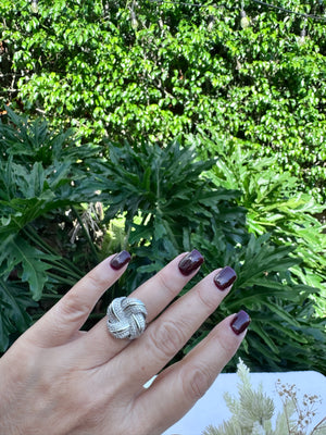 Serey ring