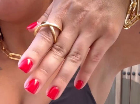 Tucco cross ring