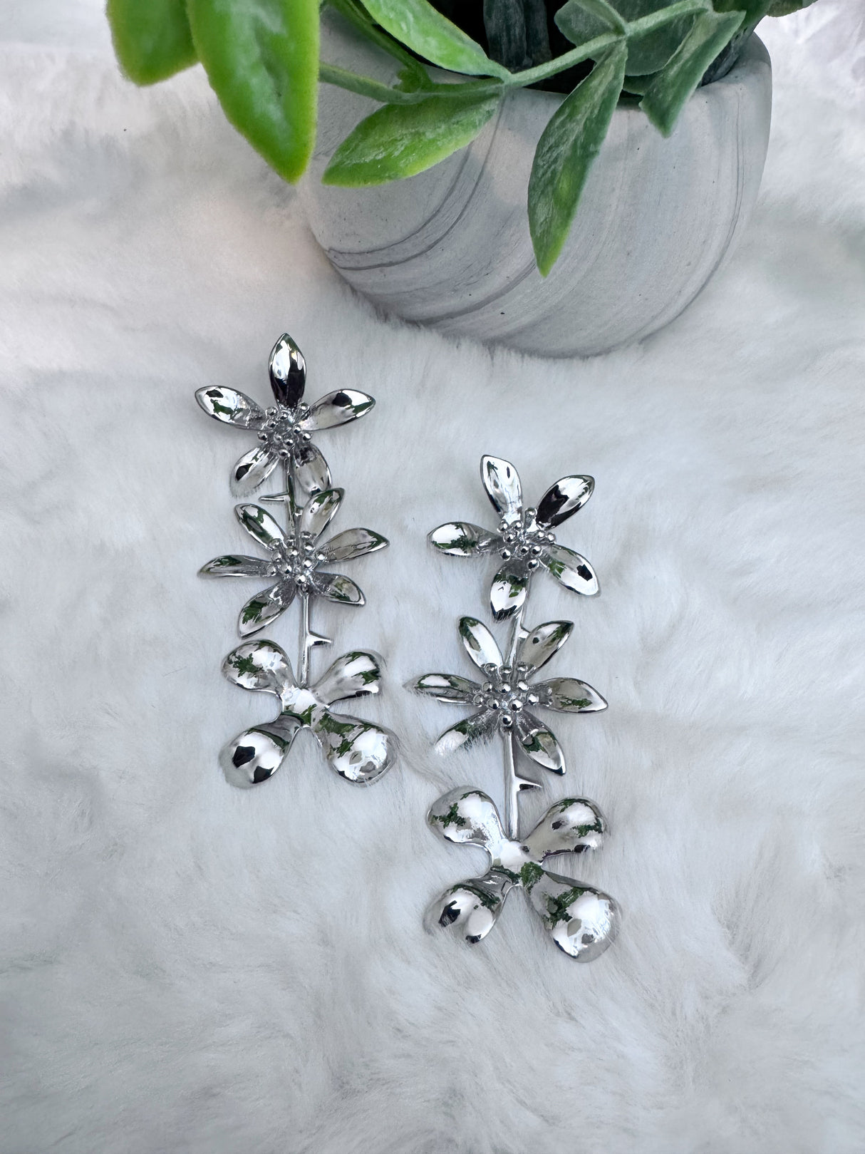 Yassira earrings
