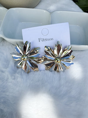 Carae earrings