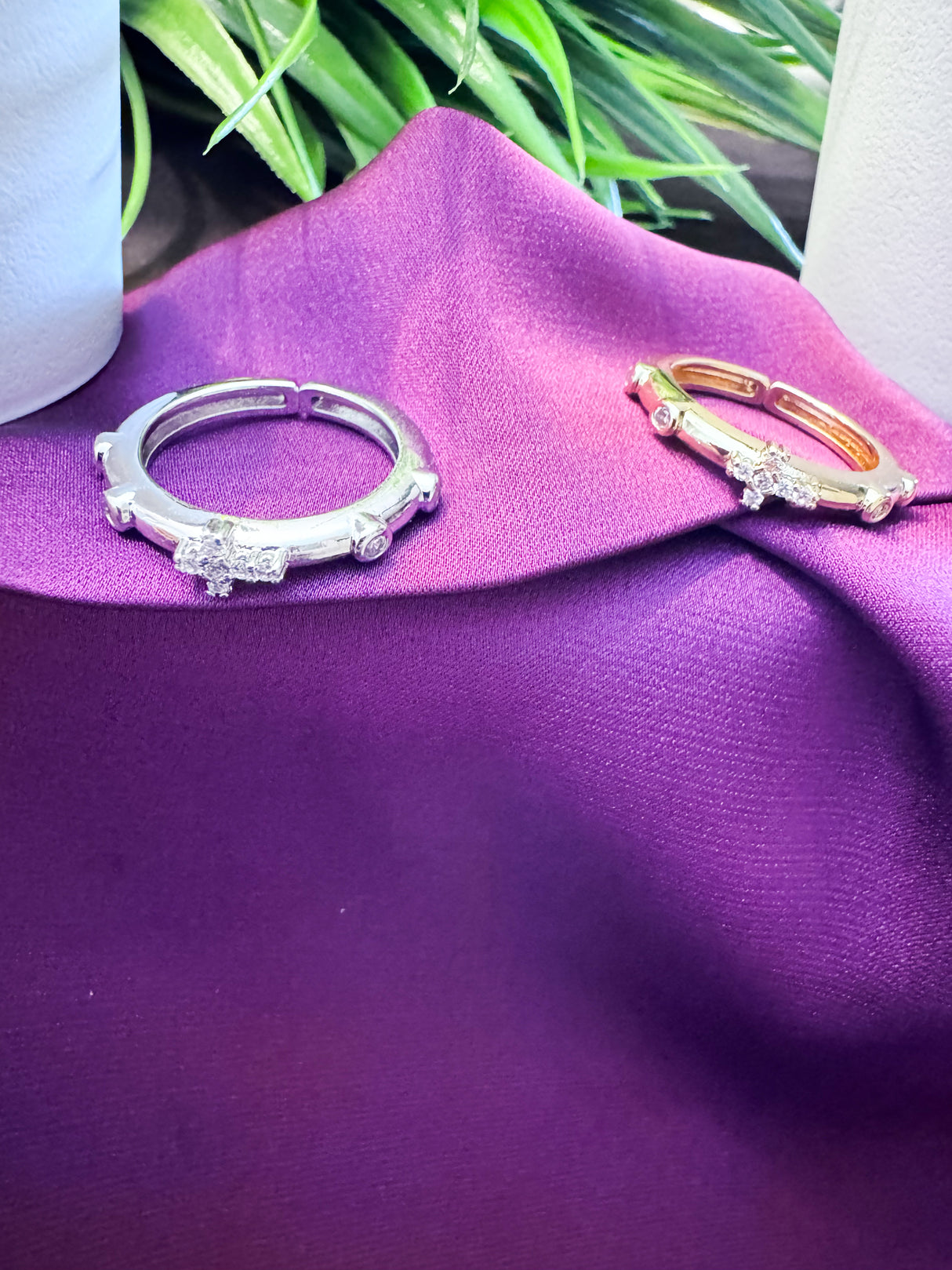 Nivara ring