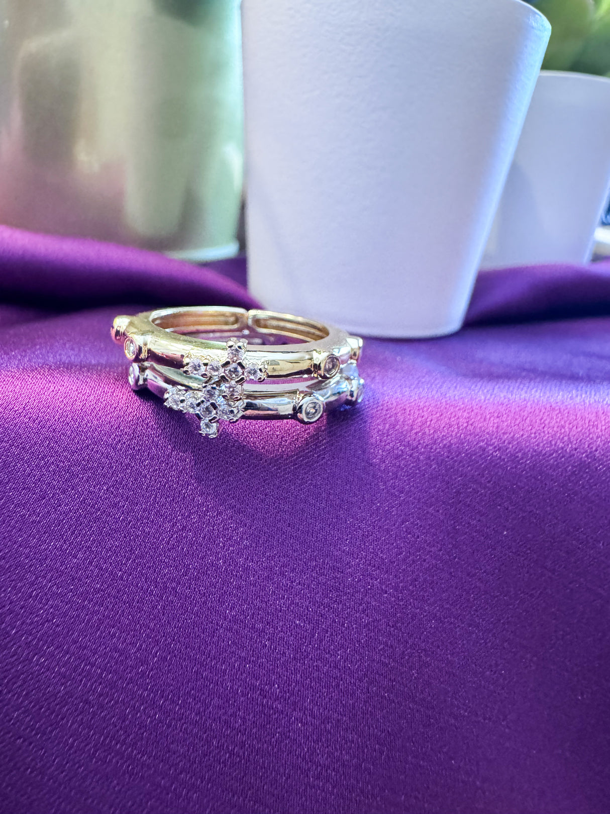 Nivara ring