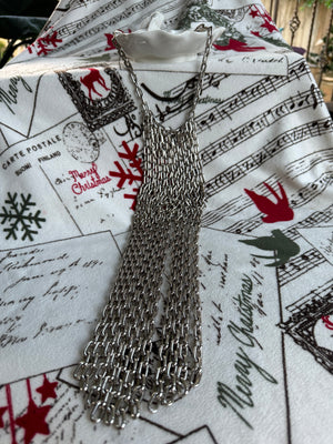 B.E chains necklace