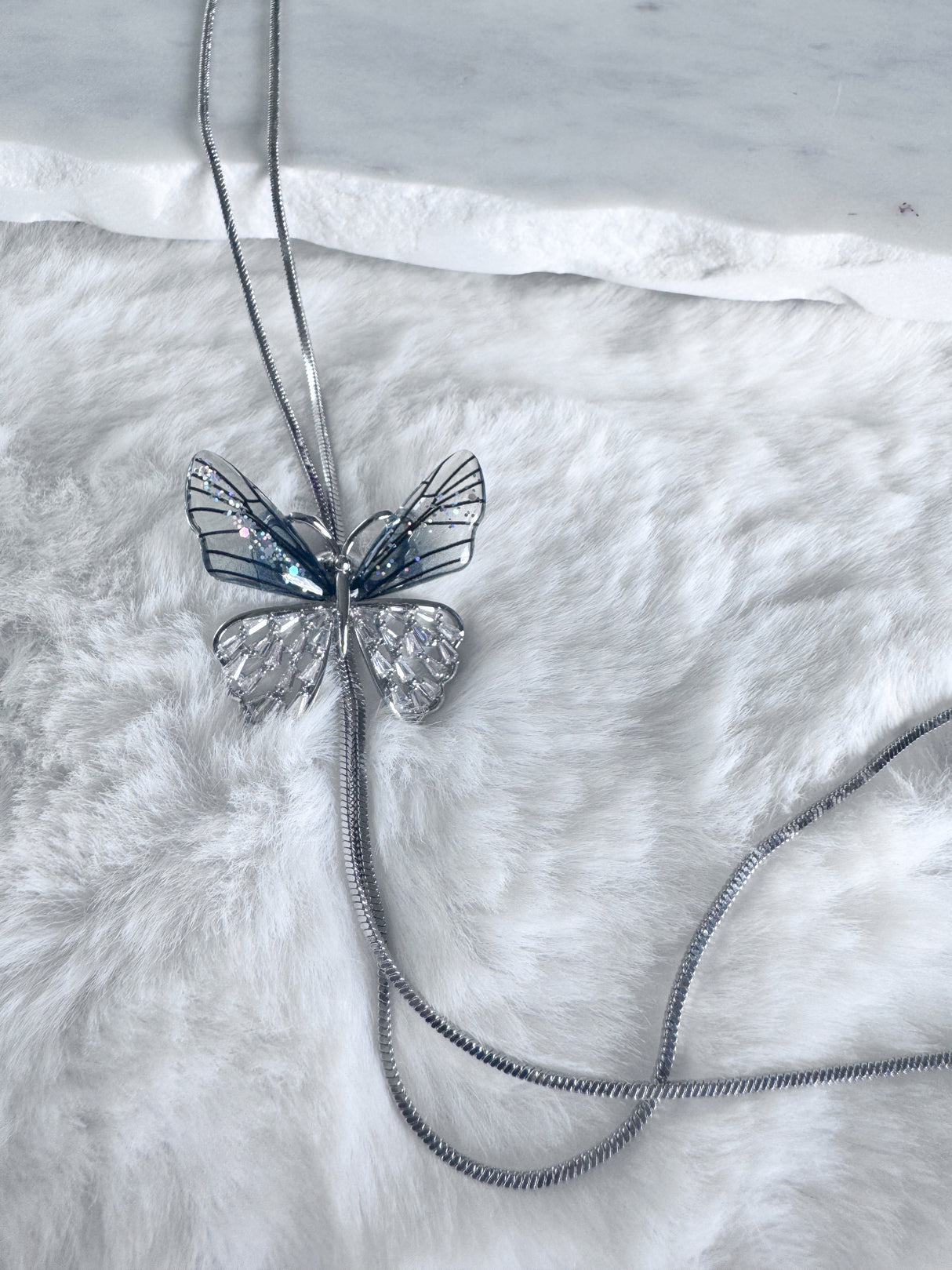 Butterfly Dreams Lariat Necklace - Adjustable