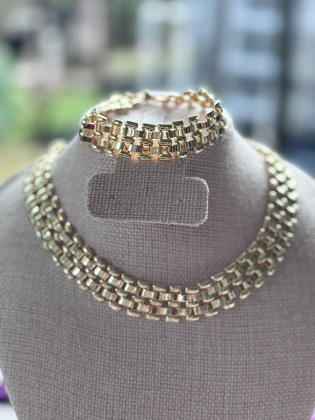 Teresa necklace