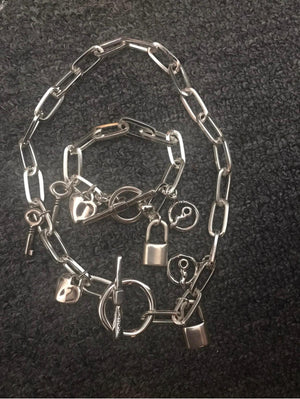 Coolskin necklace with charms (Sacha)