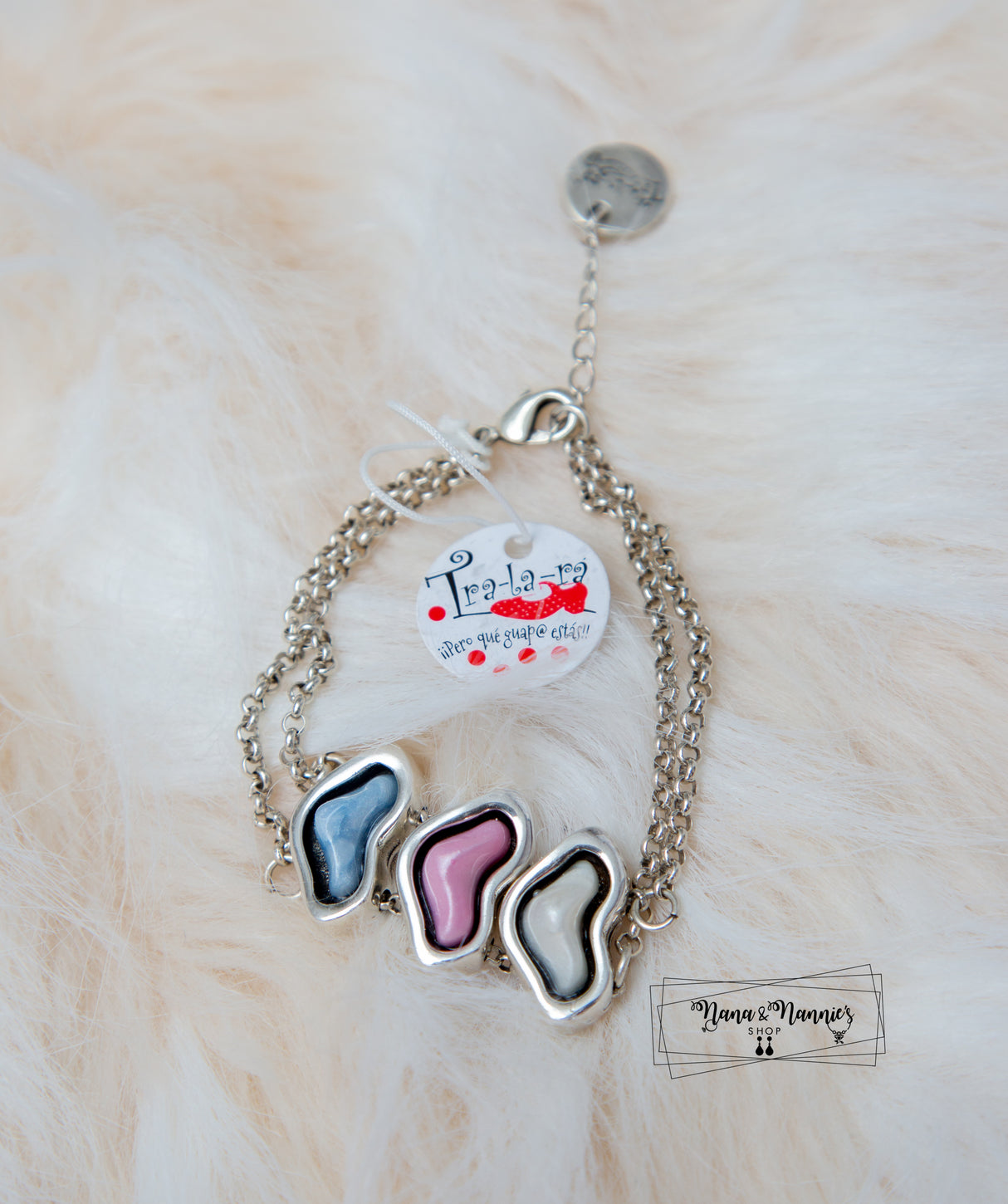 Tra-la-ra bracelet, Beso Collection