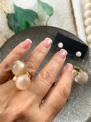 Globe ring by Antúra