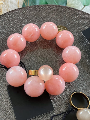 Globe bracelet by Antúra