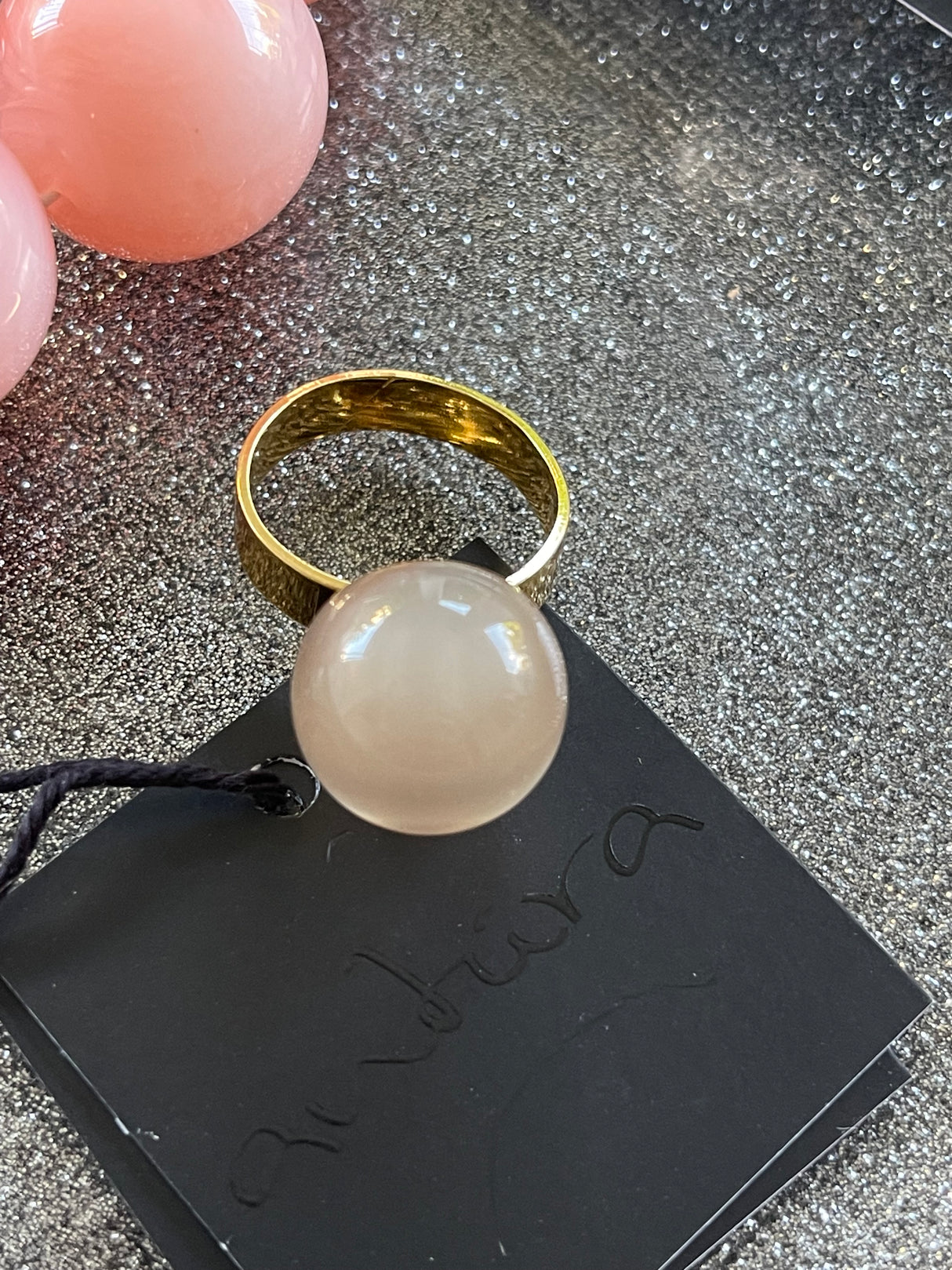 Globe ring by Antúra