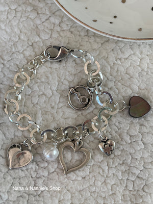 Coolskin bracelet (nacar heart)