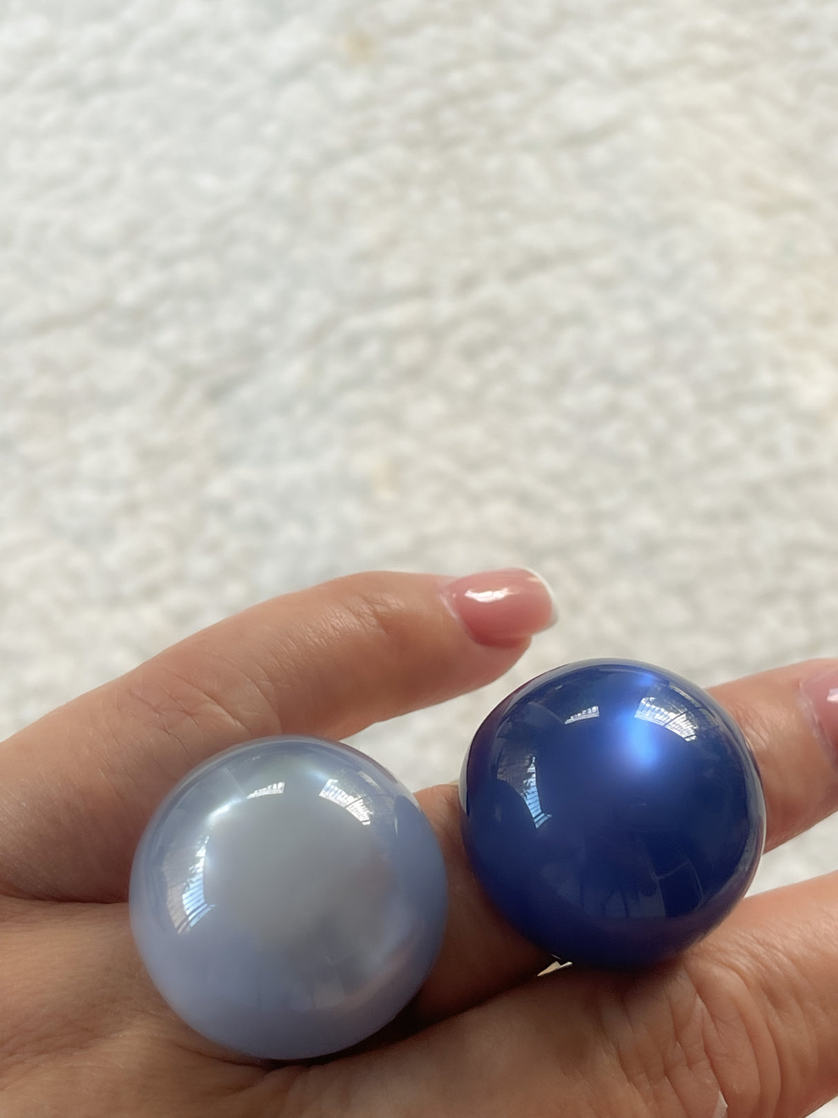 Globe ring by Antúra