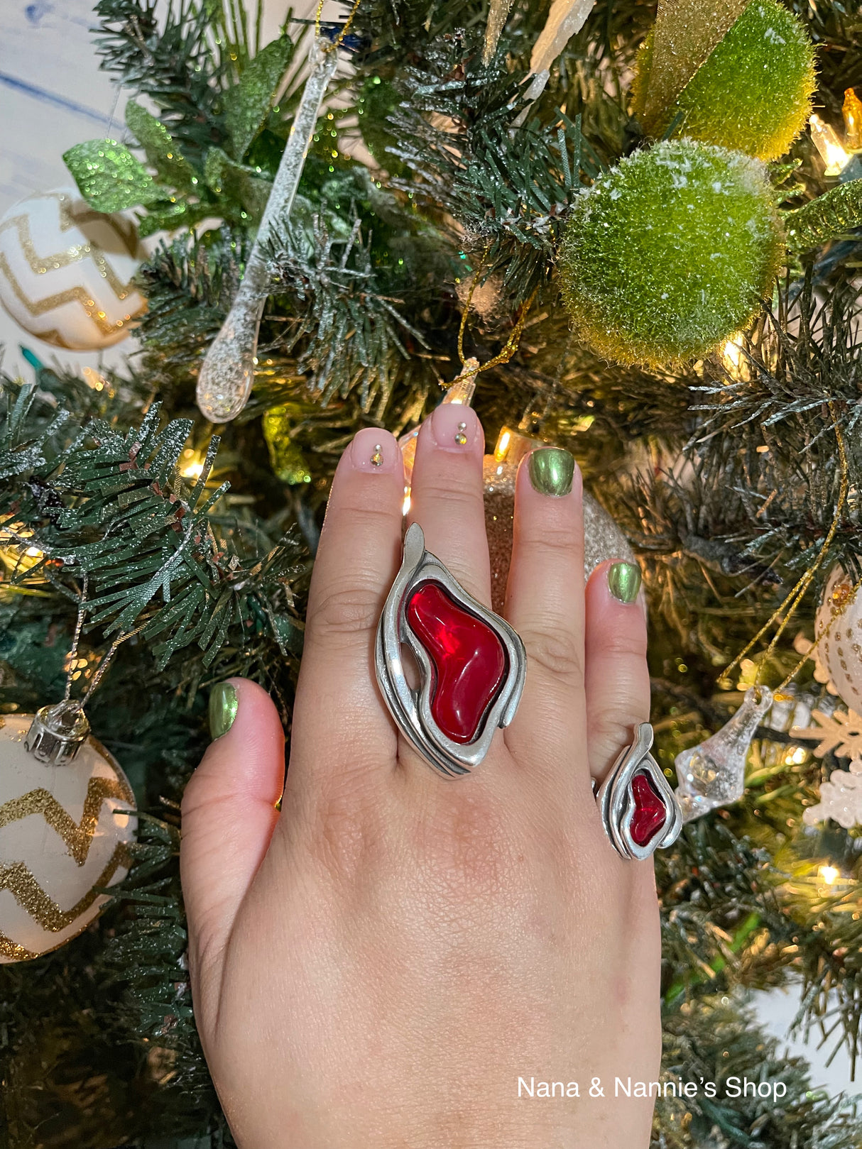 Tra-La-Ra ring Beso Collection